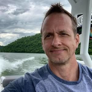 Meet your Posher, Don